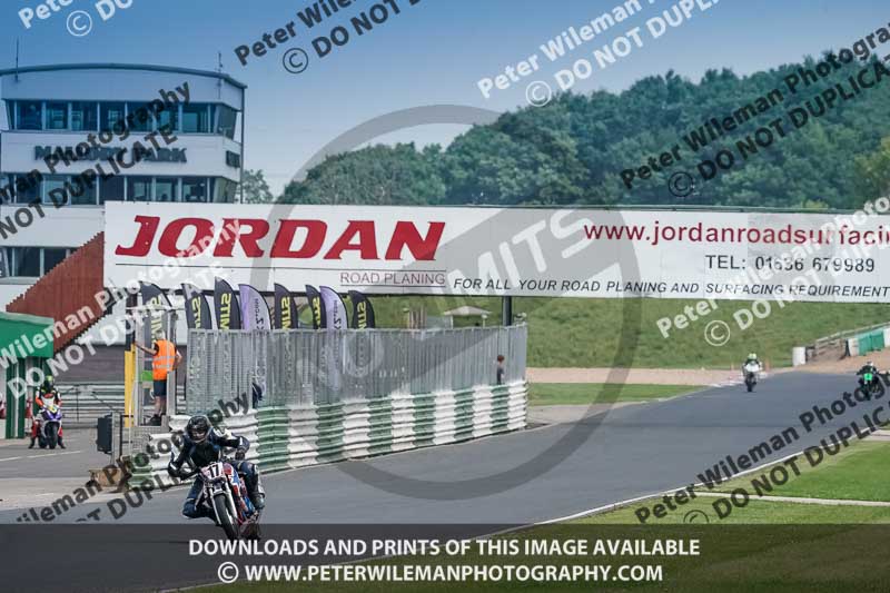 enduro digital images;event digital images;eventdigitalimages;mallory park;mallory park photographs;mallory park trackday;mallory park trackday photographs;no limits trackdays;peter wileman photography;racing digital images;trackday digital images;trackday photos